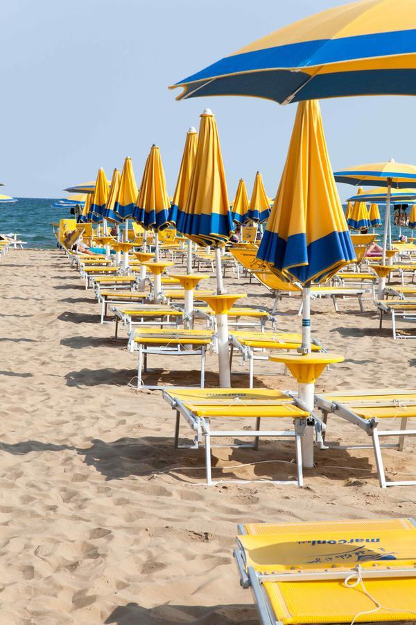 Hotel Rosanna 3 Stelle Superior Τζεσόλο Λίντο Εξωτερικό φωτογραφία